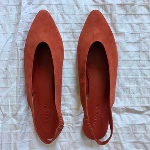 LOWEST ⬇️ NWOB Everlane V Slingbacks in rust suede